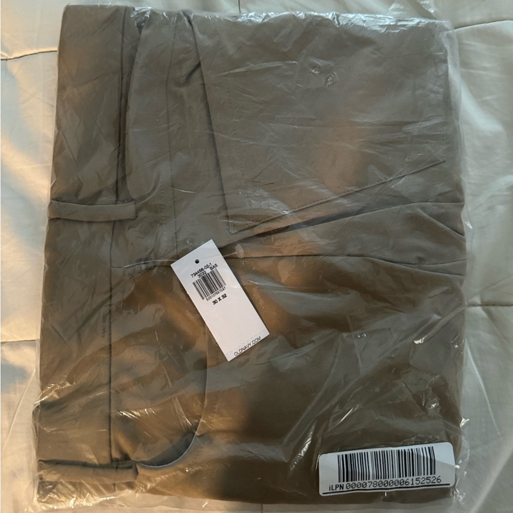 NWT men’s pants